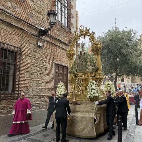 Bula del Año Santo del Octavo Centenario